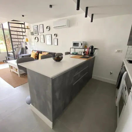 Duplex 2 Dorm / 2 Wc